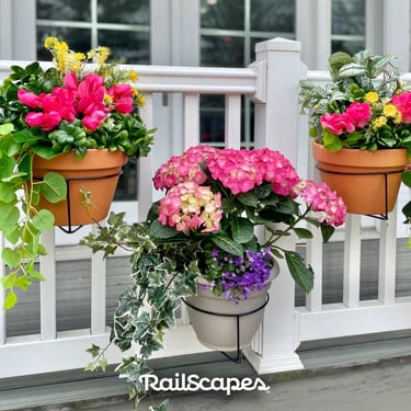 49% OFF Today ✨ Balcony Planter Clips — No Tools Needed 🪴